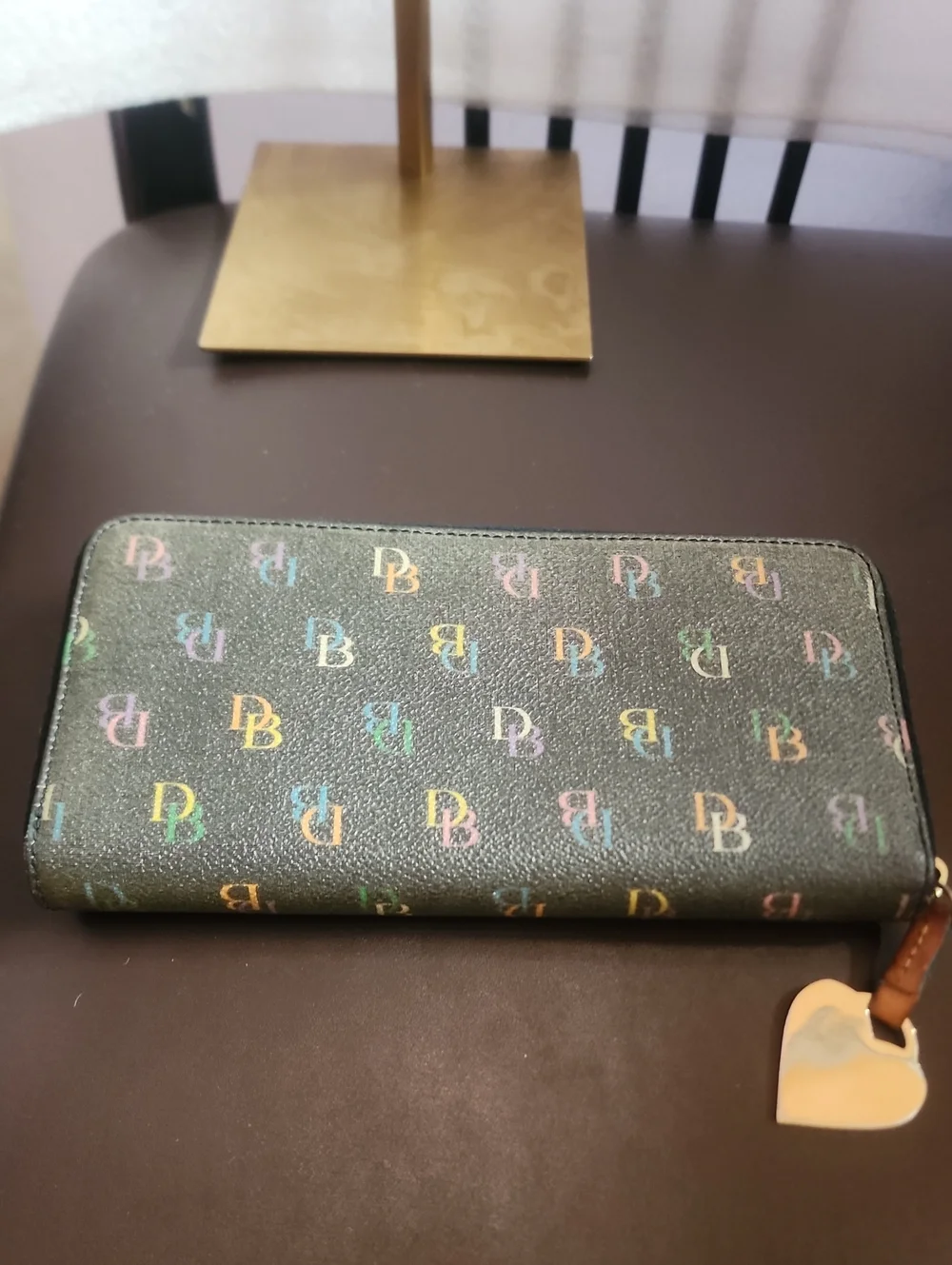 Dooney & Bourke dooney full